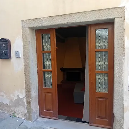 Sole Apartment Cortona